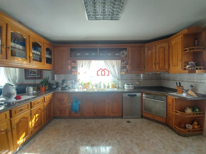 Moradia T4 para Venda em Fornos de Maceira Dão Foto 15