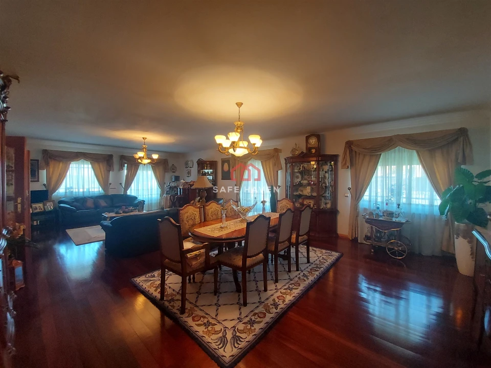 Moradia T4 para Venda em Fornos de Maceira Dão Foto 8