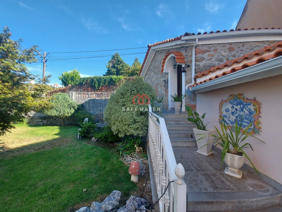 Moradia T4 para Venda em Fornos de Maceira Dão Foto 24