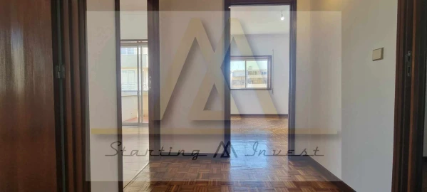 Apartamento T3 para Venda em Póvoa de Varzim, Beiriz e Argivai
