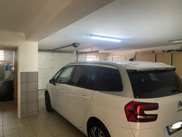 Moradia T5 para Venda em Custóias, Leça do Balio e Guifões
