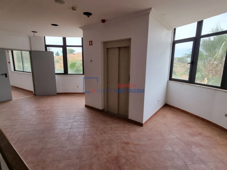 Prédio para Venda em Castro Marim Foto 19