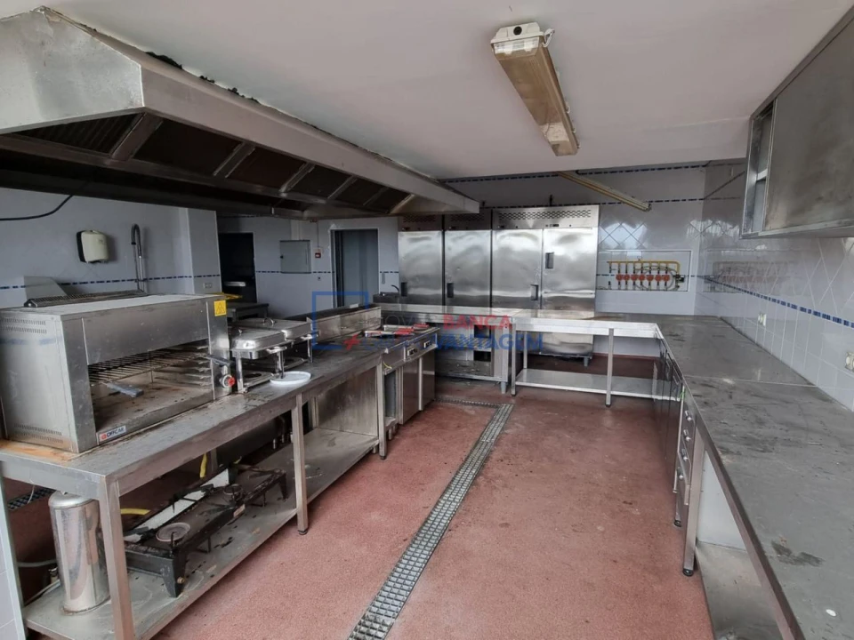 Prédio para Venda em Castro Marim Foto 29