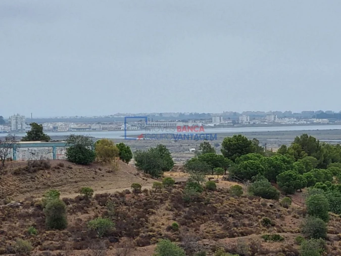 Prédio para Venda em Castro Marim Foto 9