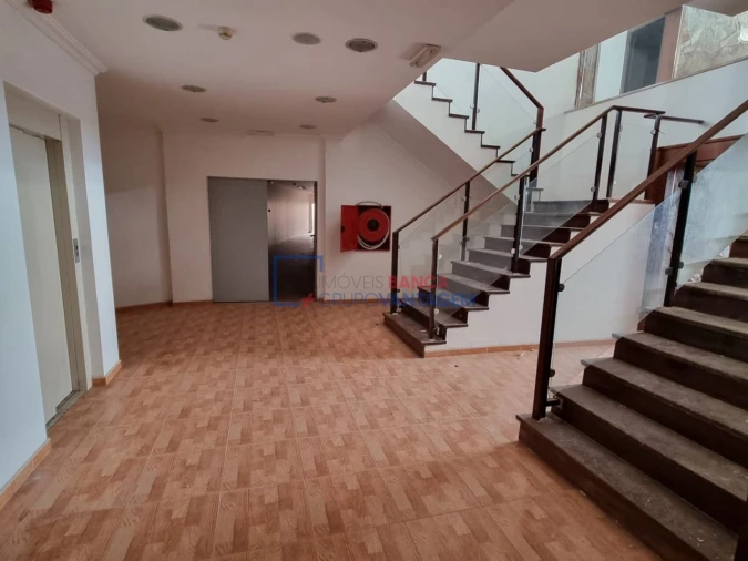 Prédio para Venda em Castro Marim Foto 18