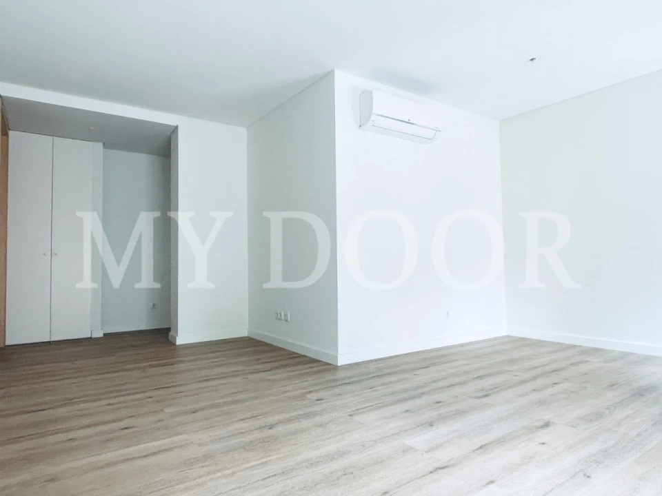 Apartamento T2 para Venda em Moscavide e Portela Foto 12