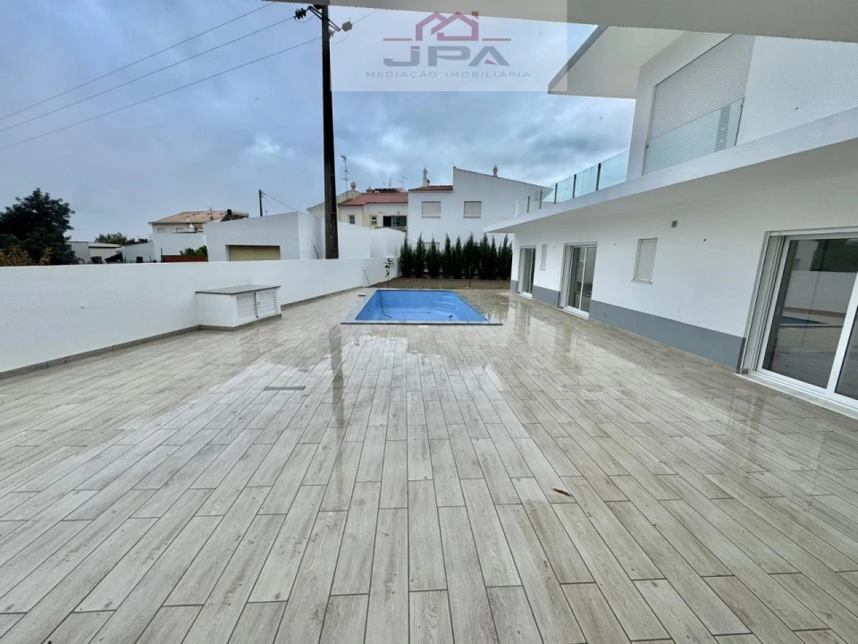 Moradia T4 para Venda em Altura Foto 24