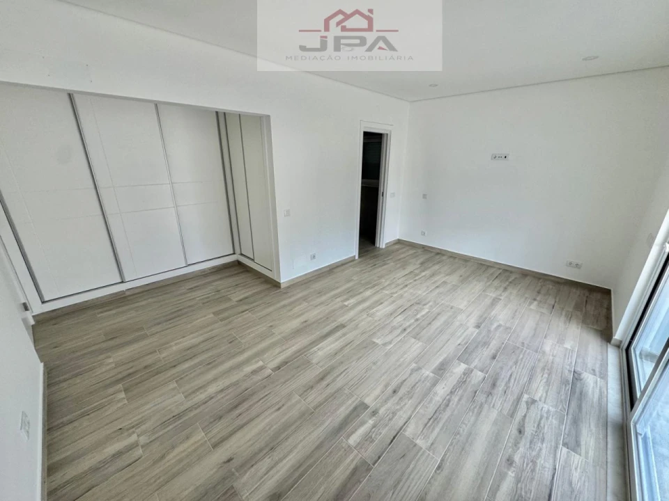 Moradia T4 para Venda em Altura Foto 45