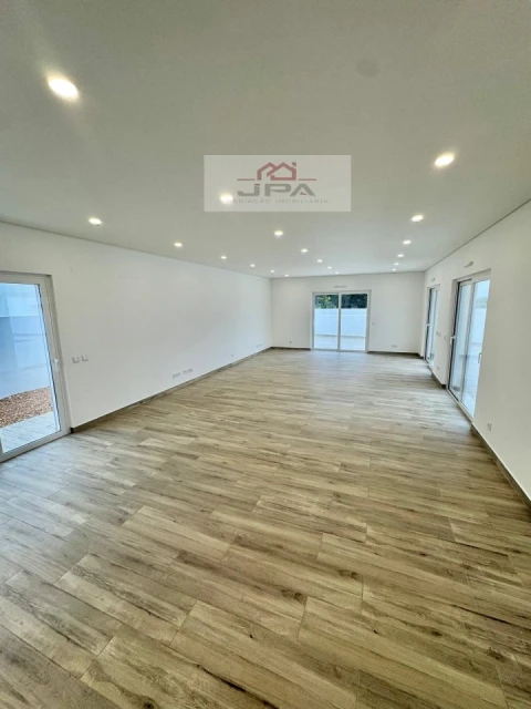 Moradia T4 para Venda em Altura