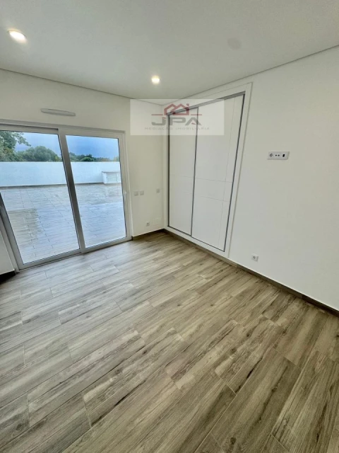 Moradia T4 para Venda em Altura