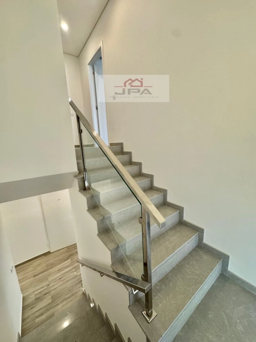Moradia T4 para Venda em Altura Foto 41