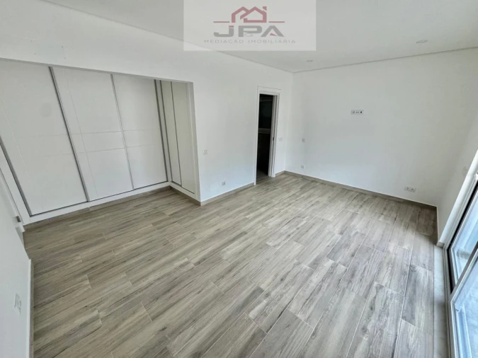 Moradia T4 para Venda em Altura Foto 45