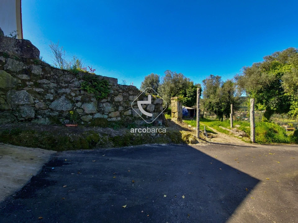 Moradia para Venda em Gondufe Foto 2