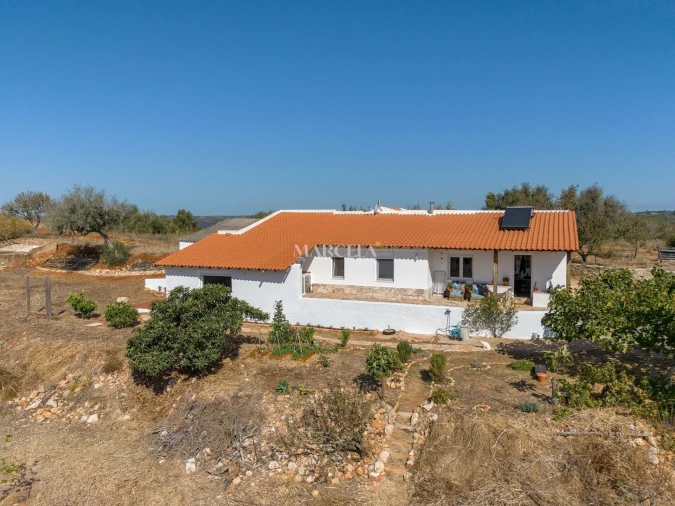 Quinta T2 para Venda em Lagos (São Sebastião e Santa Maria) Foto 1