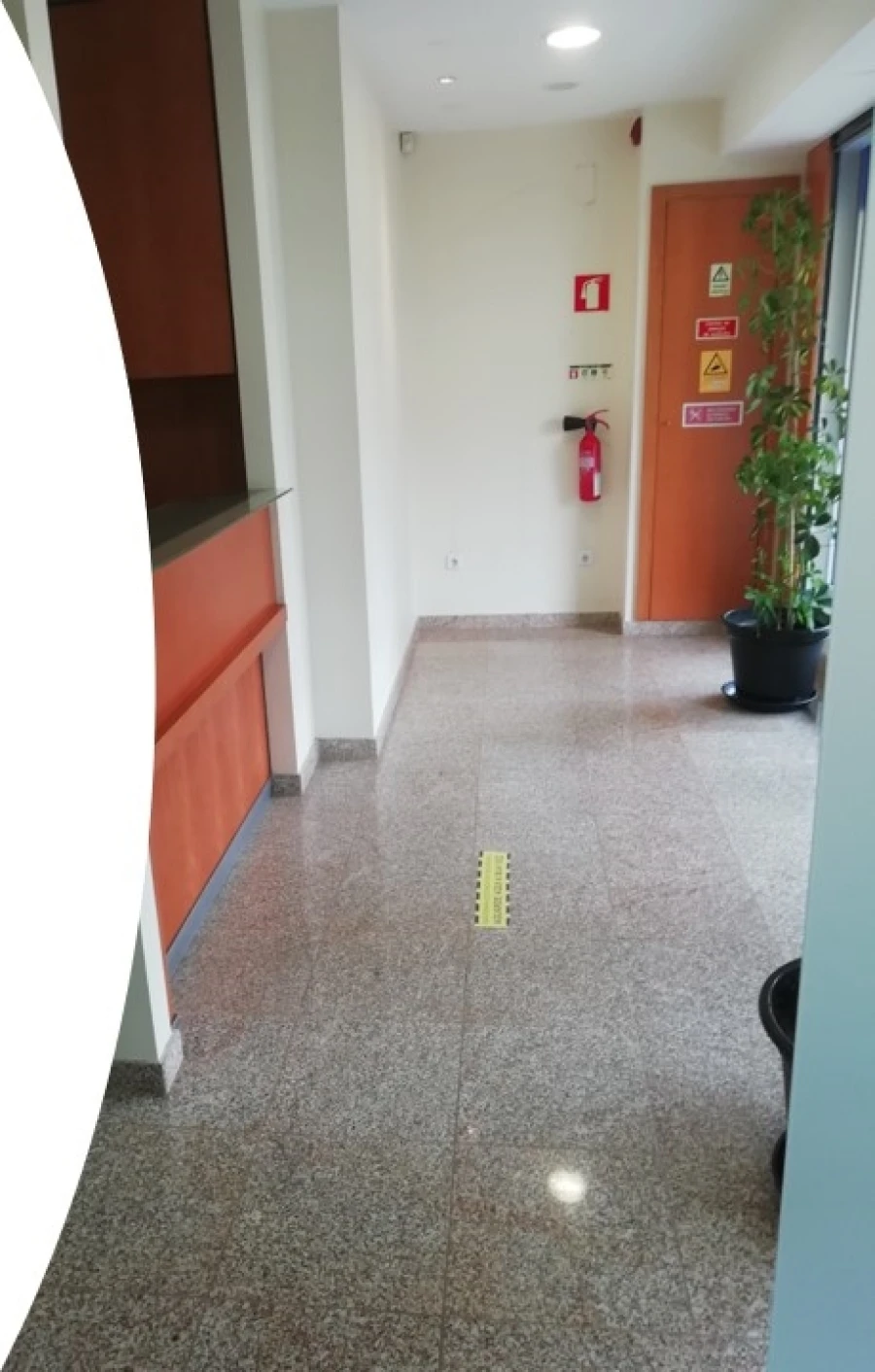 Loja para Arrendamento em Lordelo do Ouro e Massarelos Foto 4