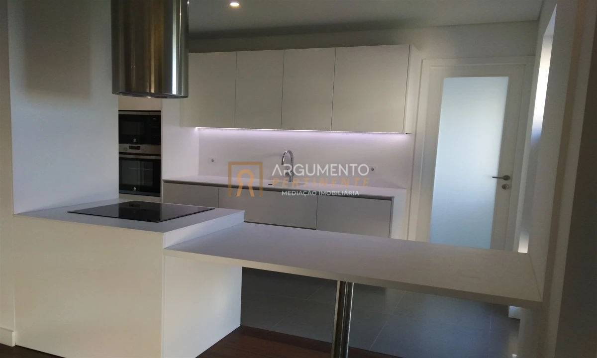 Apartamento T4 para Venda em Cedofeita, Santo Ildefonso, Sé, Miragaia, São Nicolau e Vitória Foto 13