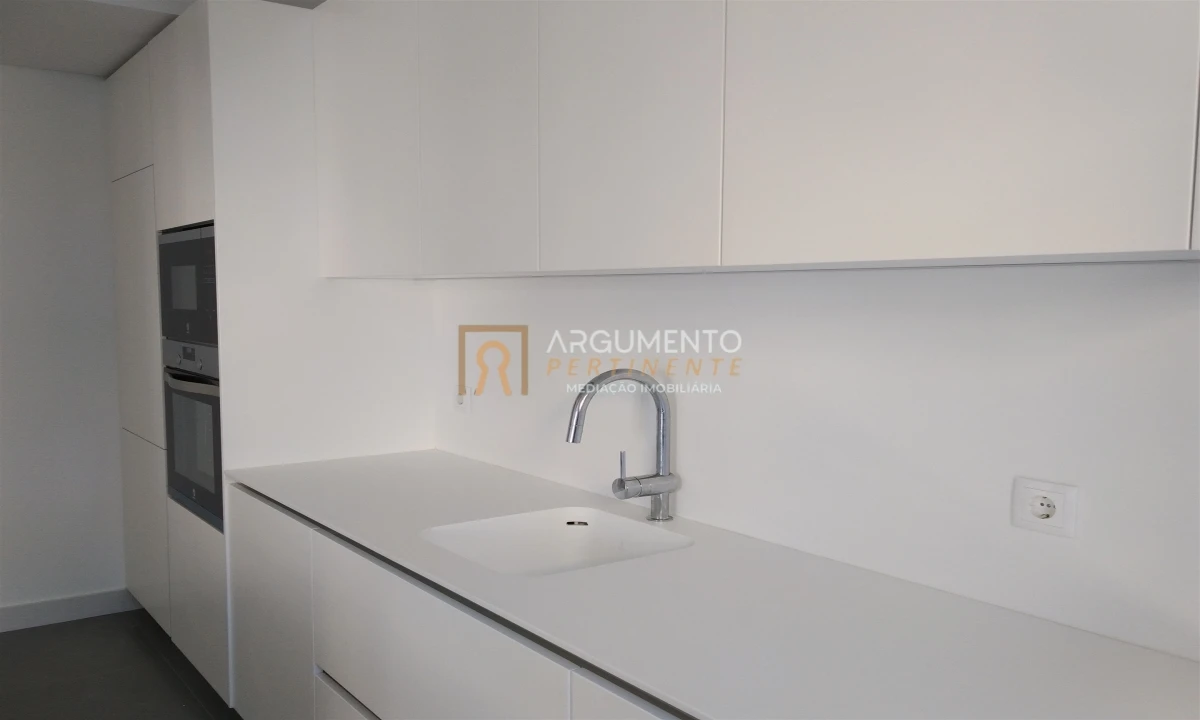 Apartamento T4 para Venda em Cedofeita, Santo Ildefonso, Sé, Miragaia, São Nicolau e Vitória Foto 12