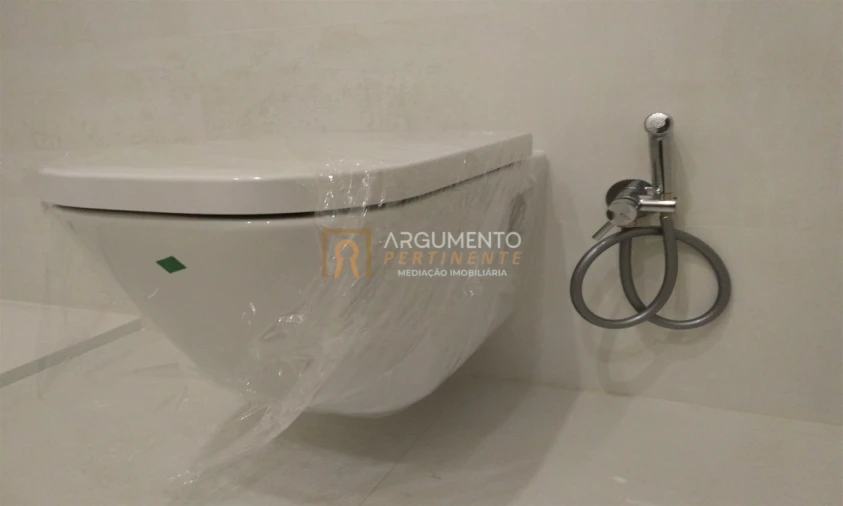 Apartamento T4 para Venda em Cedofeita, Santo Ildefonso, Sé, Miragaia, São Nicolau e Vitória Foto 35