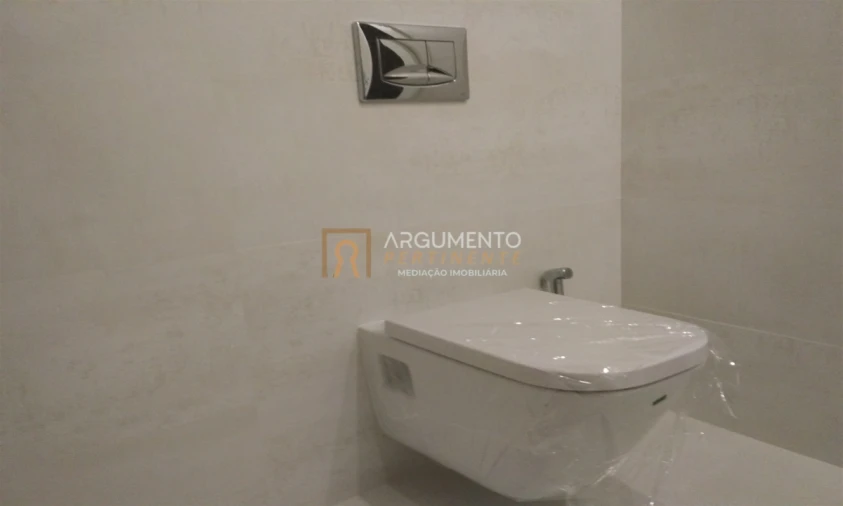 Apartamento T4 para Venda em Cedofeita, Santo Ildefonso, Sé, Miragaia, São Nicolau e Vitória Foto 30