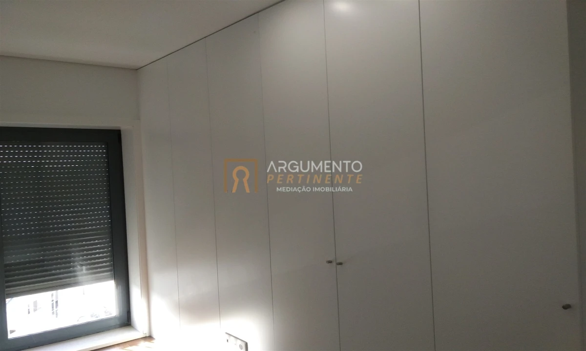 Apartamento T4 para Venda em Cedofeita, Santo Ildefonso, Sé, Miragaia, São Nicolau e Vitória Foto 18