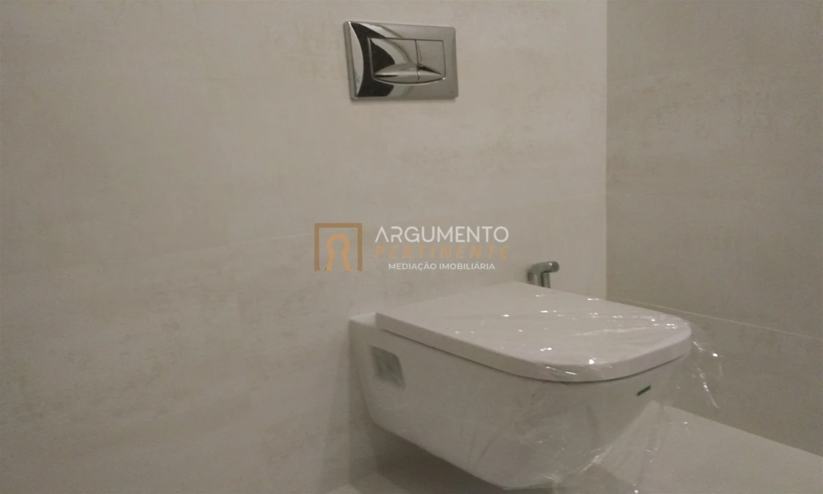 Apartamento T4 para Venda em Cedofeita, Santo Ildefonso, Sé, Miragaia, São Nicolau e Vitória Foto 30