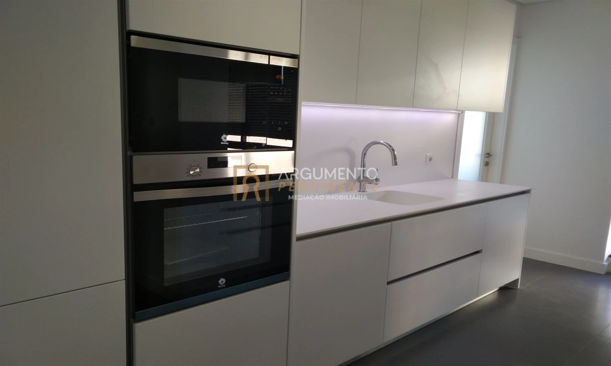 Apartamento T4 para Venda em Cedofeita, Santo Ildefonso, Sé, Miragaia, São Nicolau e Vitória Foto 15