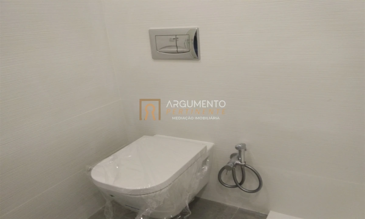 Apartamento T4 para Venda em Cedofeita, Santo Ildefonso, Sé, Miragaia, São Nicolau e Vitória Foto 36