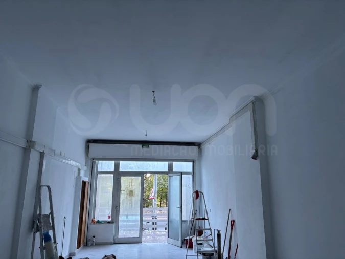 Loja para Arrendamento em Queluz e Belas Foto 6