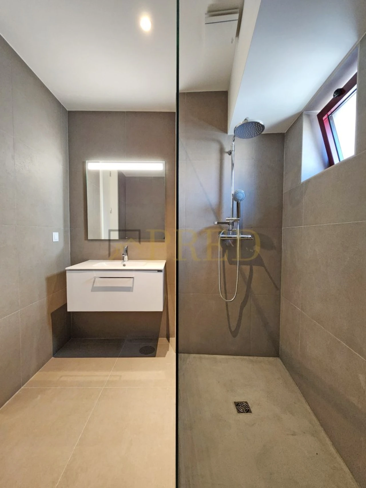 Apartamento T2 para Venda em Aldoar, Foz do Douro e Nevogilde Foto 15