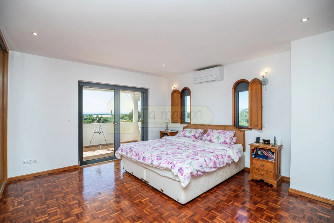 Moradia T3 para Venda em Conceição e Estoi Foto 14