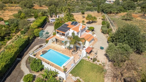 Moradia T3 para Venda em Conceição e Estoi