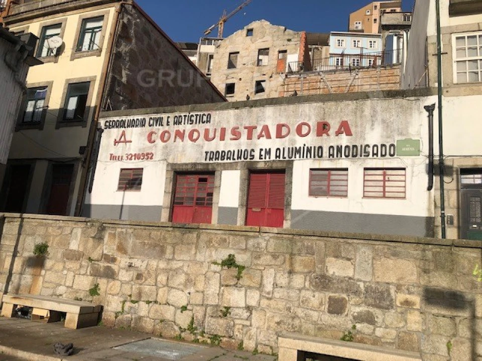 Prédio para Venda em Cedofeita, Santo Ildefonso, Sé, Miragaia, São Nicolau e Vitória Foto 1