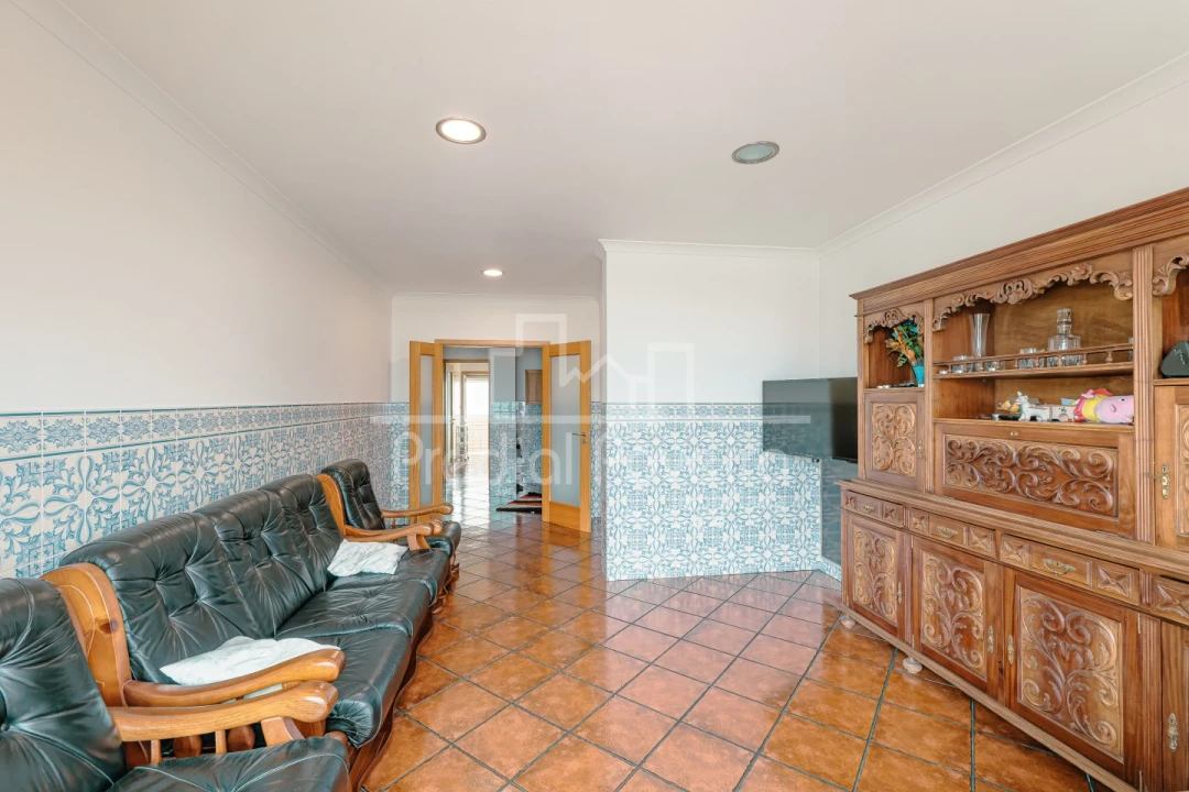 Apartamento T2 para Venda em Aver-O-Mar, Amorim e Terroso Foto 3