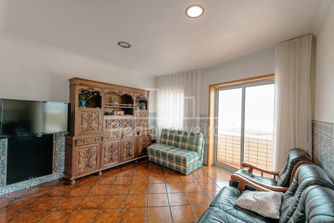Apartamento T2 para Venda em Aver-O-Mar, Amorim e Terroso Foto 5