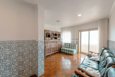 Apartamento T2 para Venda em Aver-O-Mar, Amorim e Terroso