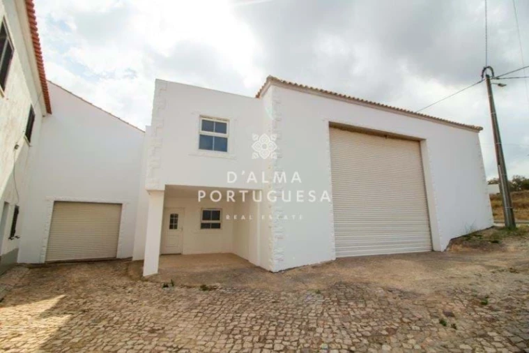 Armazém para Venda em São Bartolomeu de Messines Foto 142