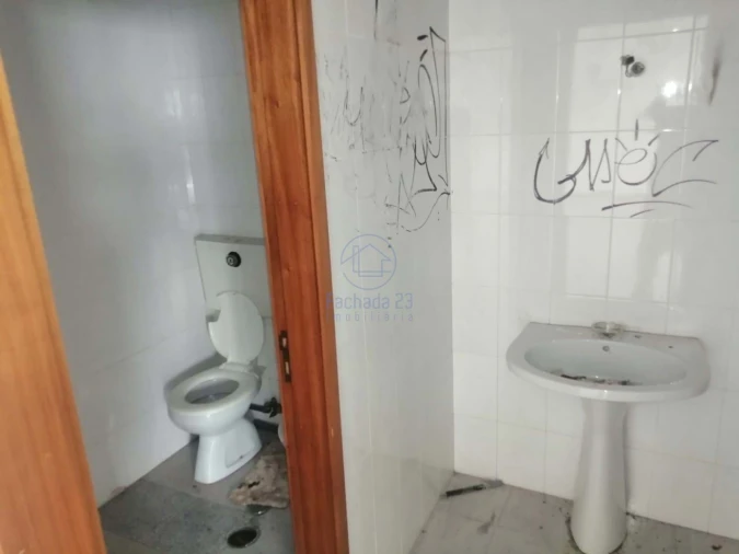 Negócio para Venda em Matosinhos e Leça da Palmeira Foto 2