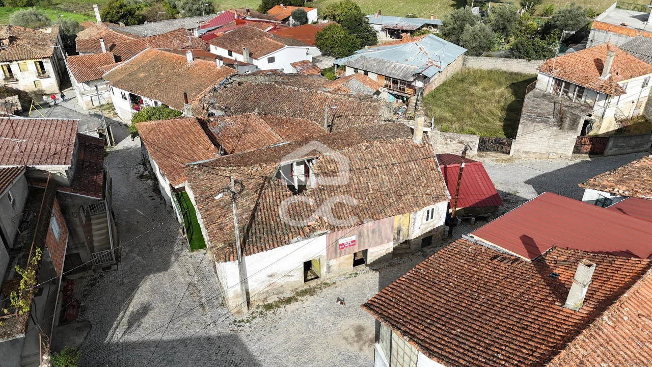 Moradia T2 para Venda em Ervededo Foto 13