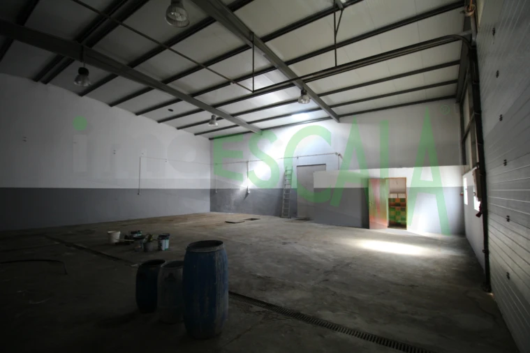 Armazém para Venda em Marvila, Ribeira Santarém, São Salvador, São Nicolau Foto 4