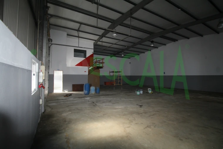 Armazém para Venda em Marvila, Ribeira Santarém, São Salvador, São Nicolau Foto 2