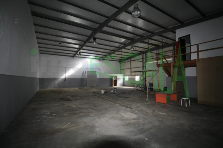 Armazém para Venda em Marvila, Ribeira Santarém, São Salvador, São Nicolau Foto 13