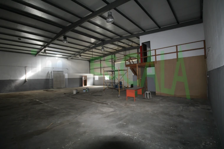 Armazém para Venda em Marvila, Ribeira Santarém, São Salvador, São Nicolau Foto 9