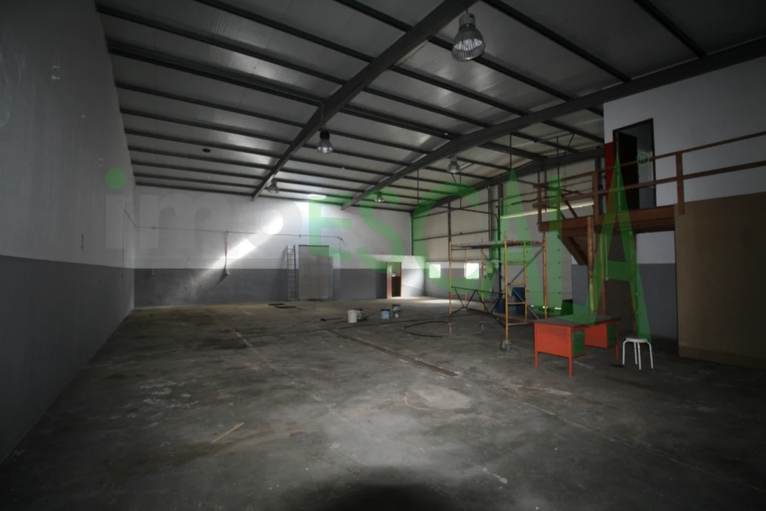 Armazém para Venda em Marvila, Ribeira Santarém, São Salvador, São Nicolau Foto 13