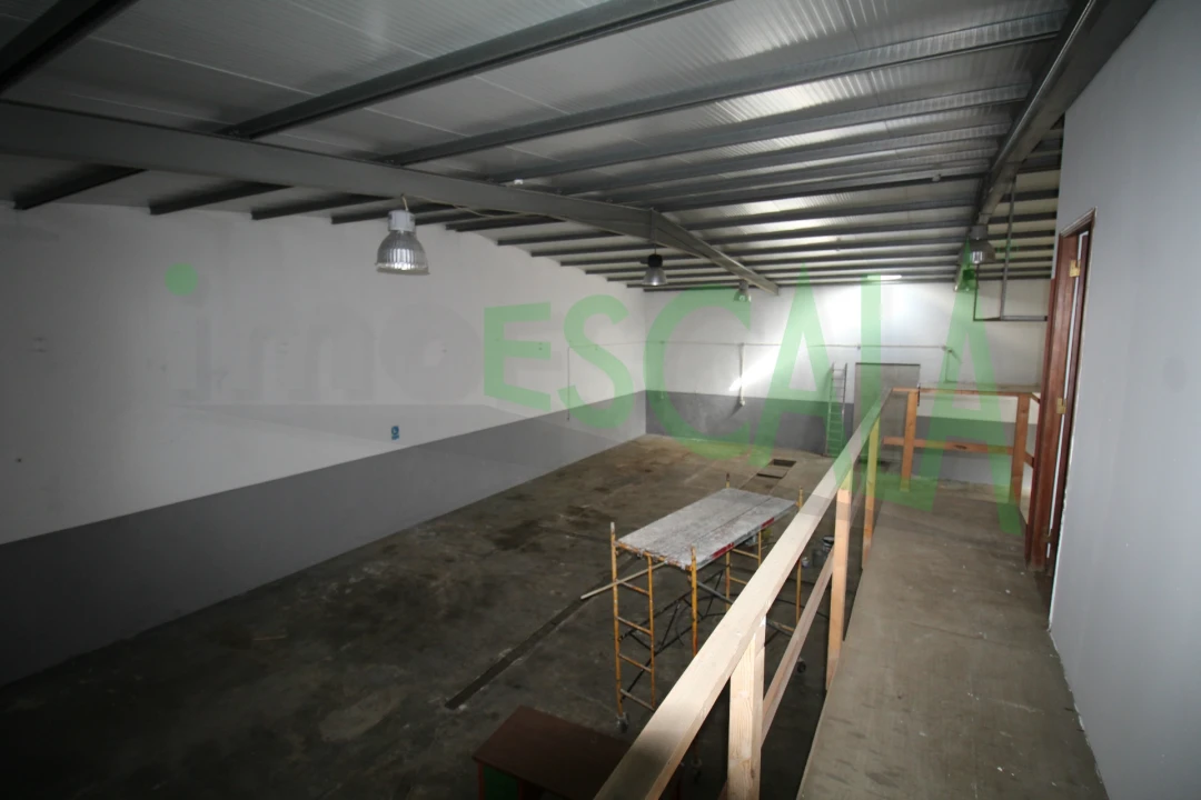 Armazém para Venda em Marvila, Ribeira Santarém, São Salvador, São Nicolau Foto 24