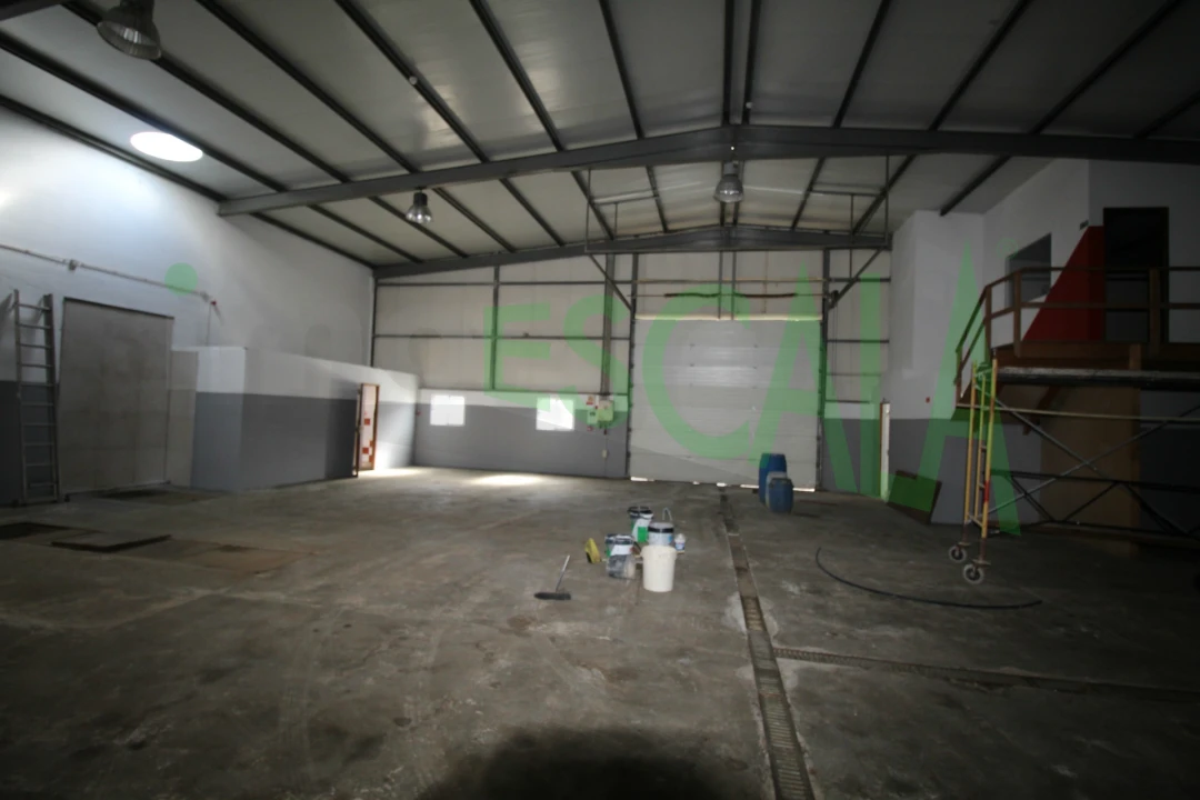 Armazém para Venda em Marvila, Ribeira Santarém, São Salvador, São Nicolau Foto 8