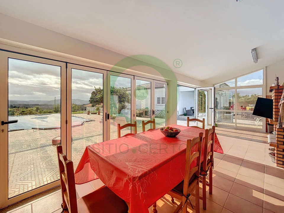 Quinta T4 para Venda em Lamas de Orelhão Foto 17