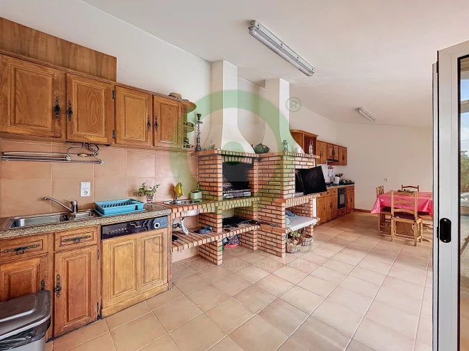 Quinta T4 para Venda em Lamas de Orelhão Foto 16