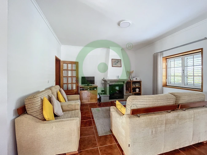 Quinta T4 para Venda em Lamas de Orelhão Foto 18