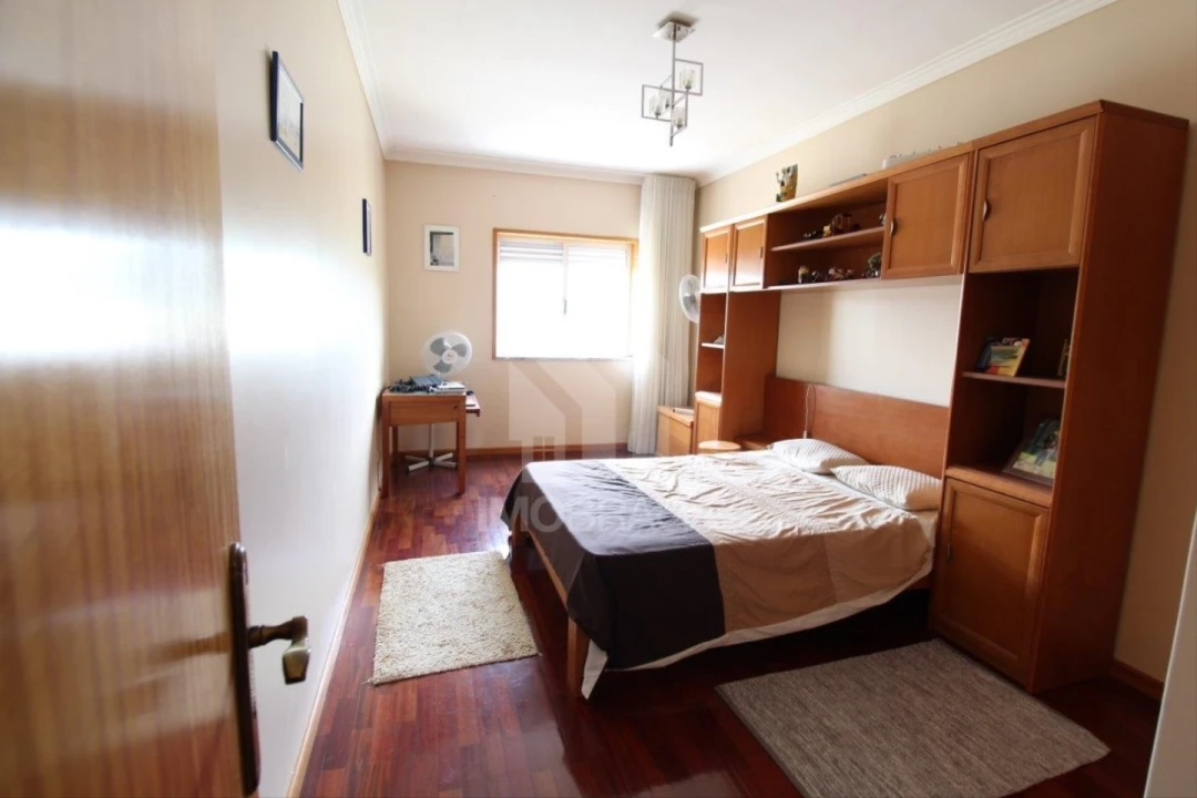 Apartamento T3 para Venda em Gualtar Foto 15