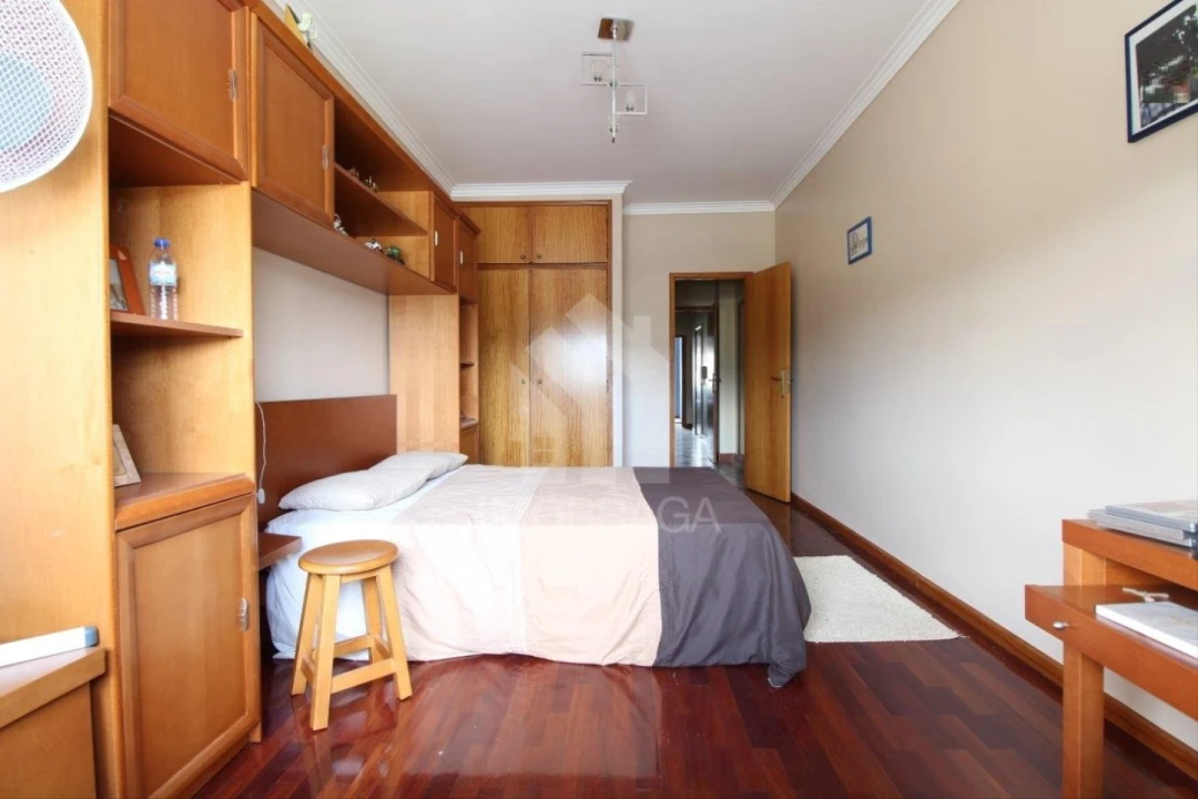 Apartamento T3 para Venda em Gualtar Foto 16